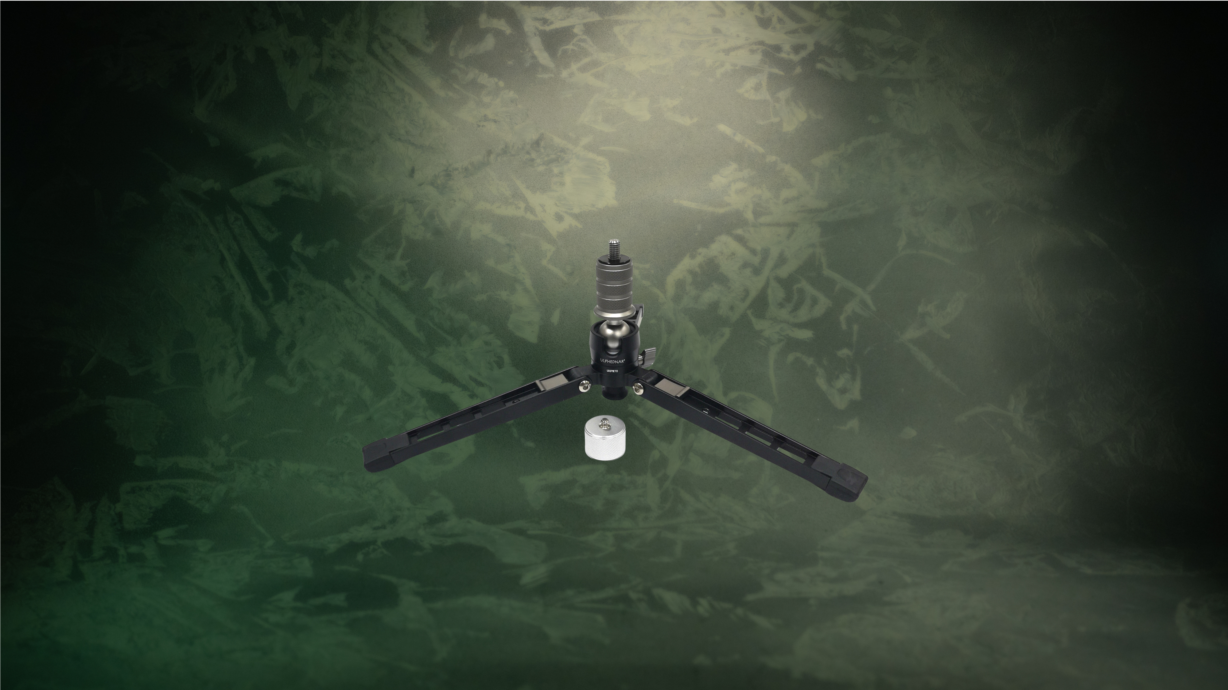 Ulfhednar Mini Tripod with Ballhead